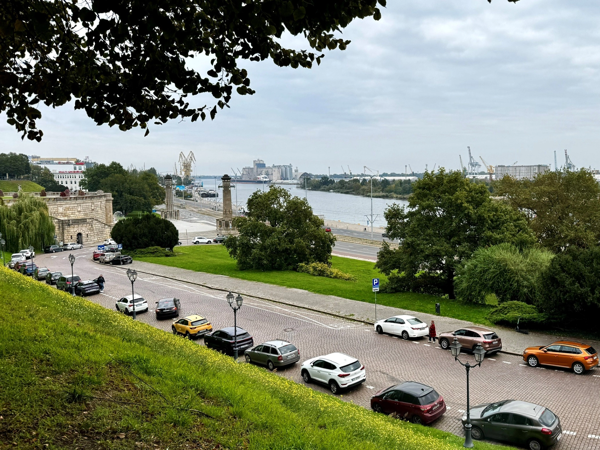 Blick auf die Werft von Stettin von der Hakenterrasse